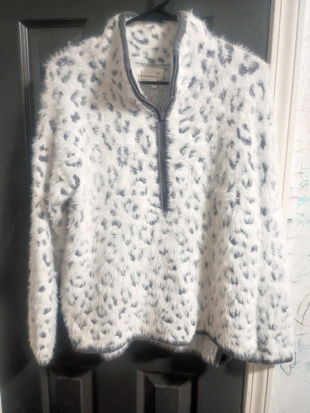 Anthropologie Cindy Snow Leopard Half Zip Pullover Small
